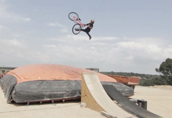 130811 Yannick Trick