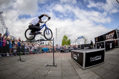 140809 Danny MacAskill Bunnyhop DnR
