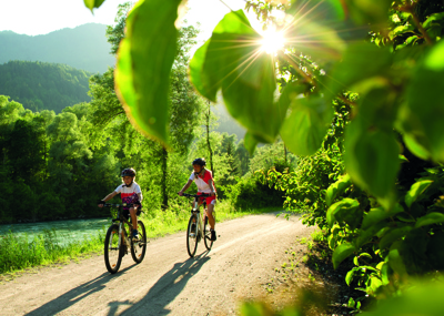 140813 Nr. 1 FranzGERDL KaerntenWerbung Oberdrautal Drauradweg quer CMYK