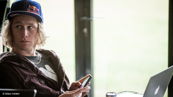 141017 RedBull P MilesHolden R RussHenshaw L WanakaSnowPerformanceCamp 06