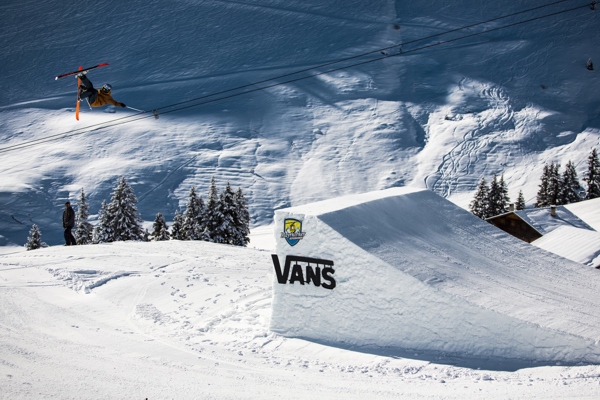 141030 CS 20140122 MFO 2014 0029