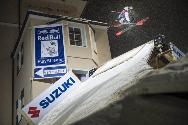 141118 Red Bull PlayStreets Road Gap  Philip Platzer Red Bull Content Pool