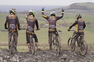 150427 Team Large 3 s Kopie