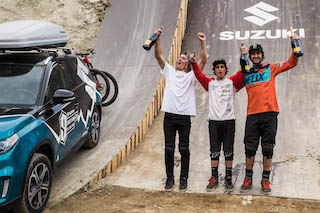 160913 Suzuki Nine Knights MTB 2016 Contest Day Pricegiving Ruler of the Day by Klaus Polzer distillery LR29