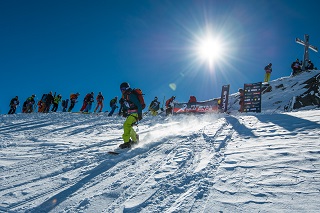 20170306 Daniel Hug Matthias Jorda Art3