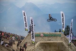 20170626 CaseyBrownWhip