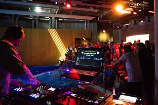 20180124 JochenSchweizer Arena Surfnight 4