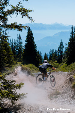 20230504 LAAX Never End Trail RemoThommen