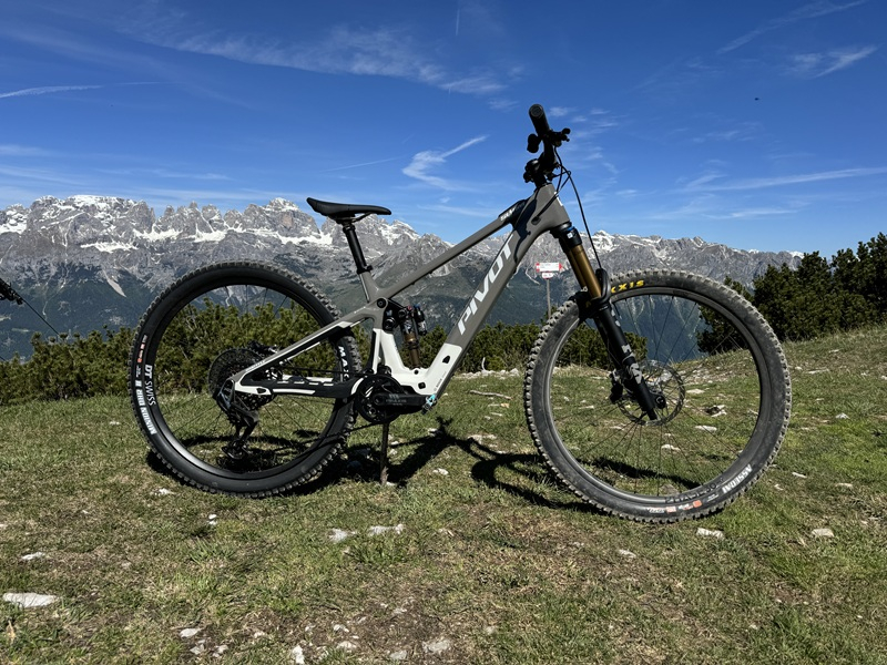 Pivot Shuttle SL/AM