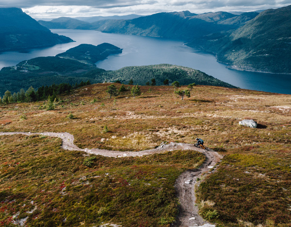 Merida 140 Haugsvarden drone8 300