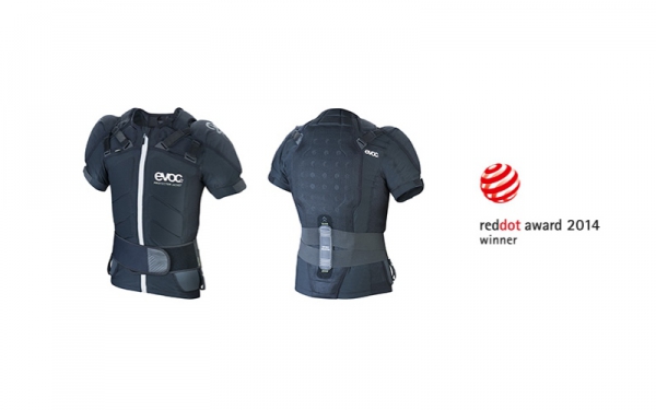 EVOC PROTECTOR JACKET gewinnt RED DOT Award