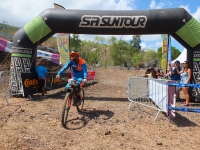 Remy Absalon gewinnt 20. Megavalanche auf Reunion