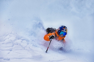 A SKIER KNOWS - 4th edit / Matilda Rapaport