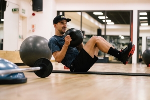 FITTER, FASTER, STRONGER. Ep. 1 - Hittin' the Gym w/ Nino Schurter