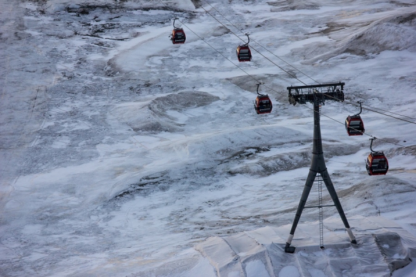 Eisgrat Gondelbahn am Stubaier Gletscher