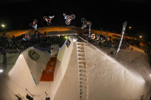 Mountainbikes auf Schnee