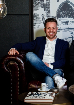 Bergstolz fragt nach: Dominic Neumann / Liquid Life