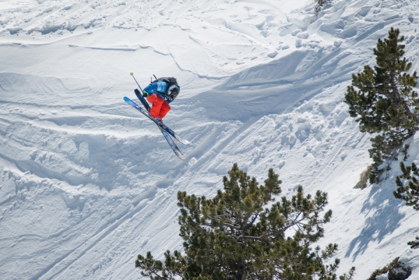 Die SWATCH FREERIDE WORLD TOUR 2016 startet in Andorra in den Wettkampf