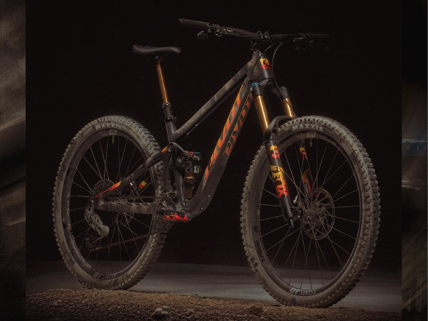 Ground Keeper Customs x Pivot Cycles