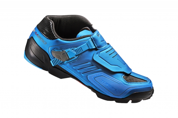 F&uuml;rs SPD-Jubil&auml;um ganz in (SHIMANO) Blau