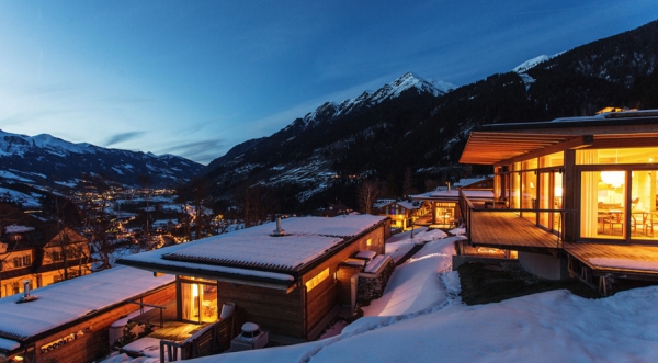 N&auml;chtlicher Blick von den Alpenlofts