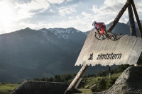 Starkes Teilnehmerfeld beim Suzuki Nine Knights MTB 2015
