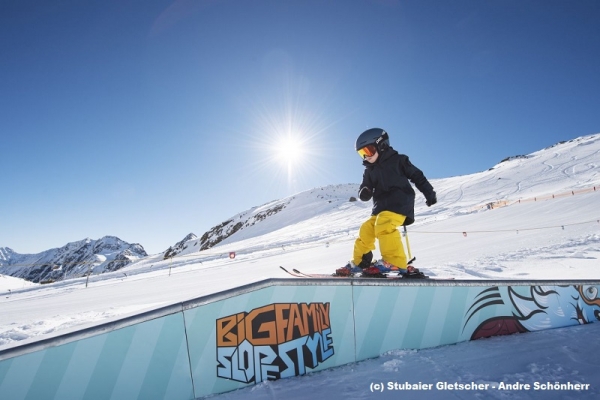 Powder Department Family Days &ndash; 22. &ndash; 23. Februar 2020 Stubaier Gletscher