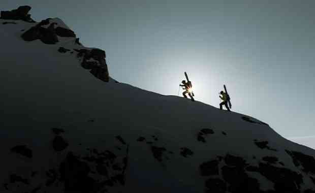 FÜNF MINUTEN IM GOLD | MOUNTAINTRIBE